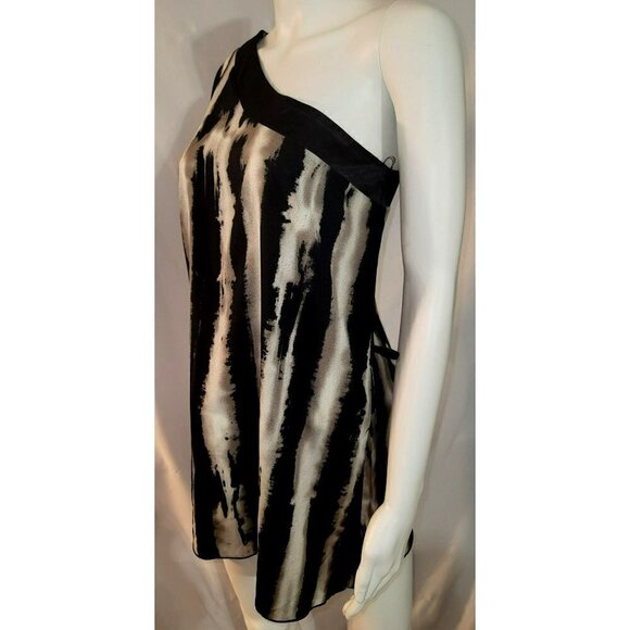 XXI One Shoulder Blouse - Size Medium - Picture 3 of 9